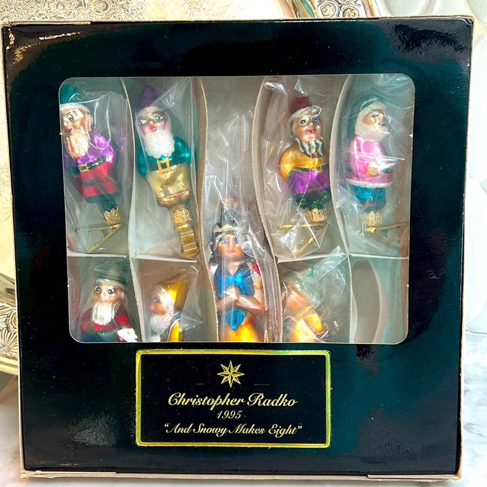 Christopher Radko “And Snowy Makes Eight” Snow White Ornament Set